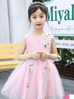 Little Girl Dress Up