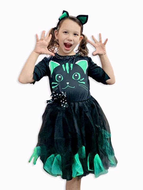 Green cat costume for girl