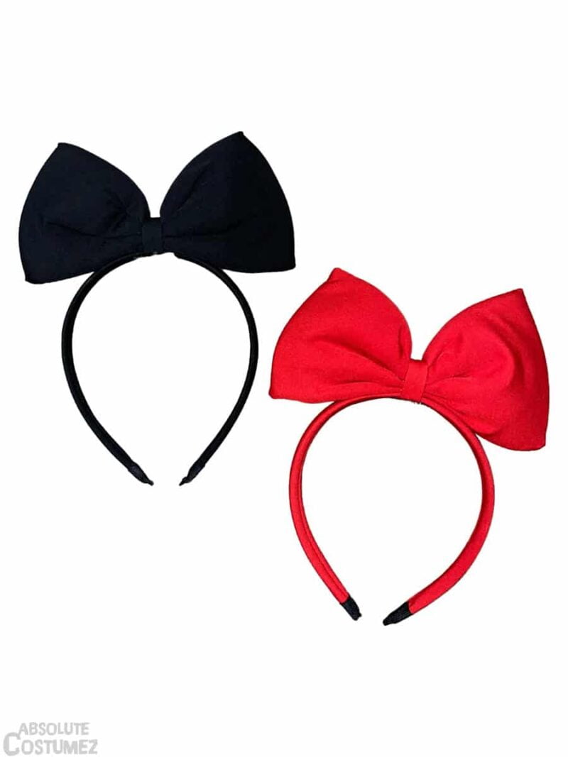A bow headband transforms children into a cute gift