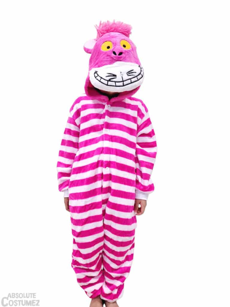 This Cheshire Cat Costume Will Steal Your Breath in Seconds